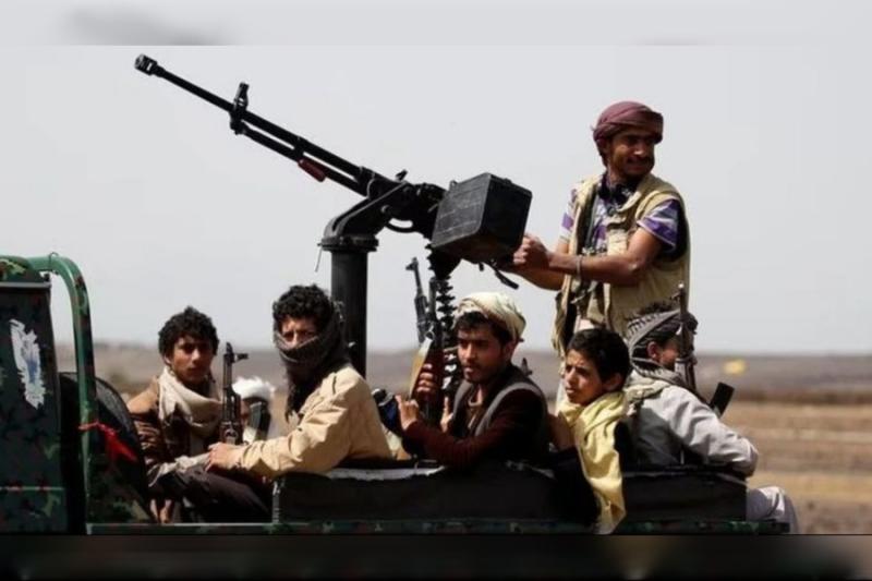 houthis-warn-trump-strategic-straits.jpg
