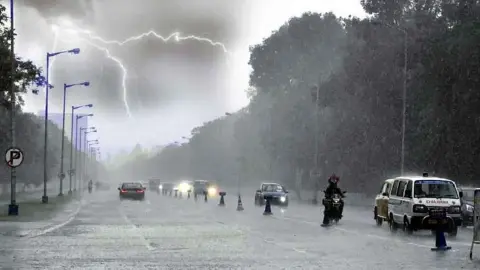 storm-and-rain-20260901114627.webp
