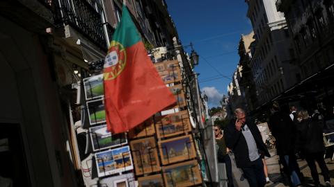 migrants-in-portugal-suffering-due-to-complexities-in-the-residence-permit-process.jpg
