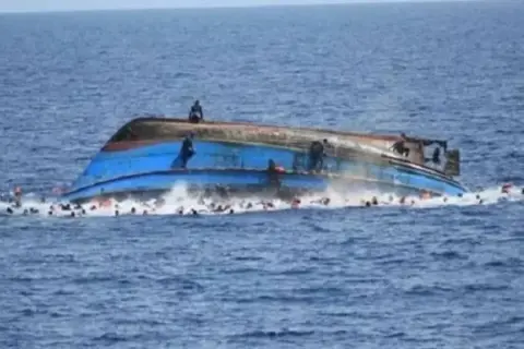 rohingya-camp-sea-route-trafficking-trawler-sinking-inside-story.webp